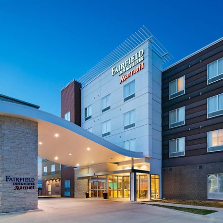 Fairfield Inn & Suites By Marriott Lincoln Airport Exterior foto